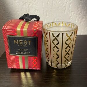 Nest holiday scented candle 2oz